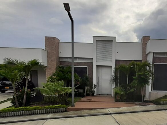 Vendo Casa Campestre en Proyecto Nuevo, vía al Caimo.