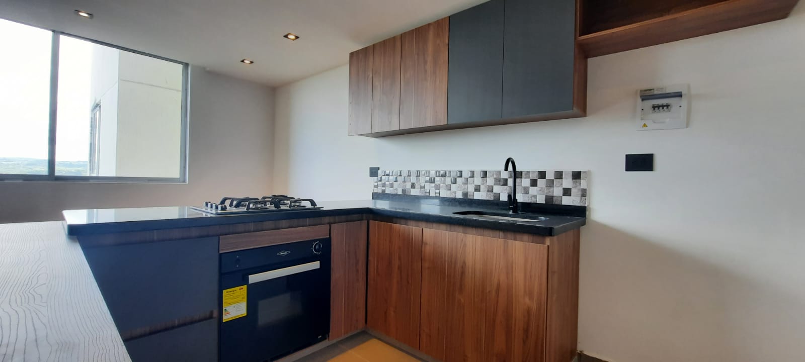68771020211118105203-1 Vendo Apartaestudio Torre Avenida Bolivar al norte de Armenia Quindio