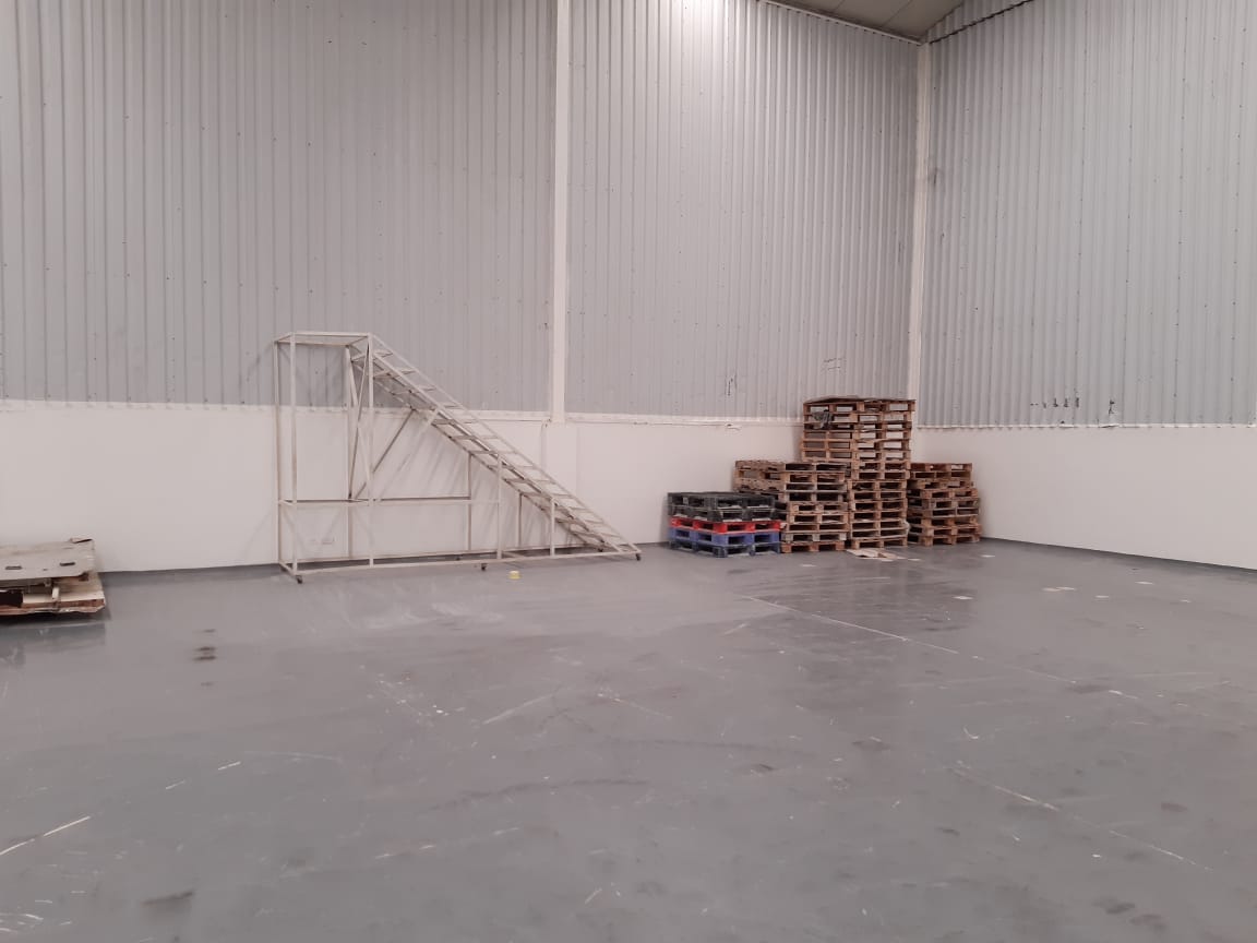 Venta de Bodega 1.000 m2