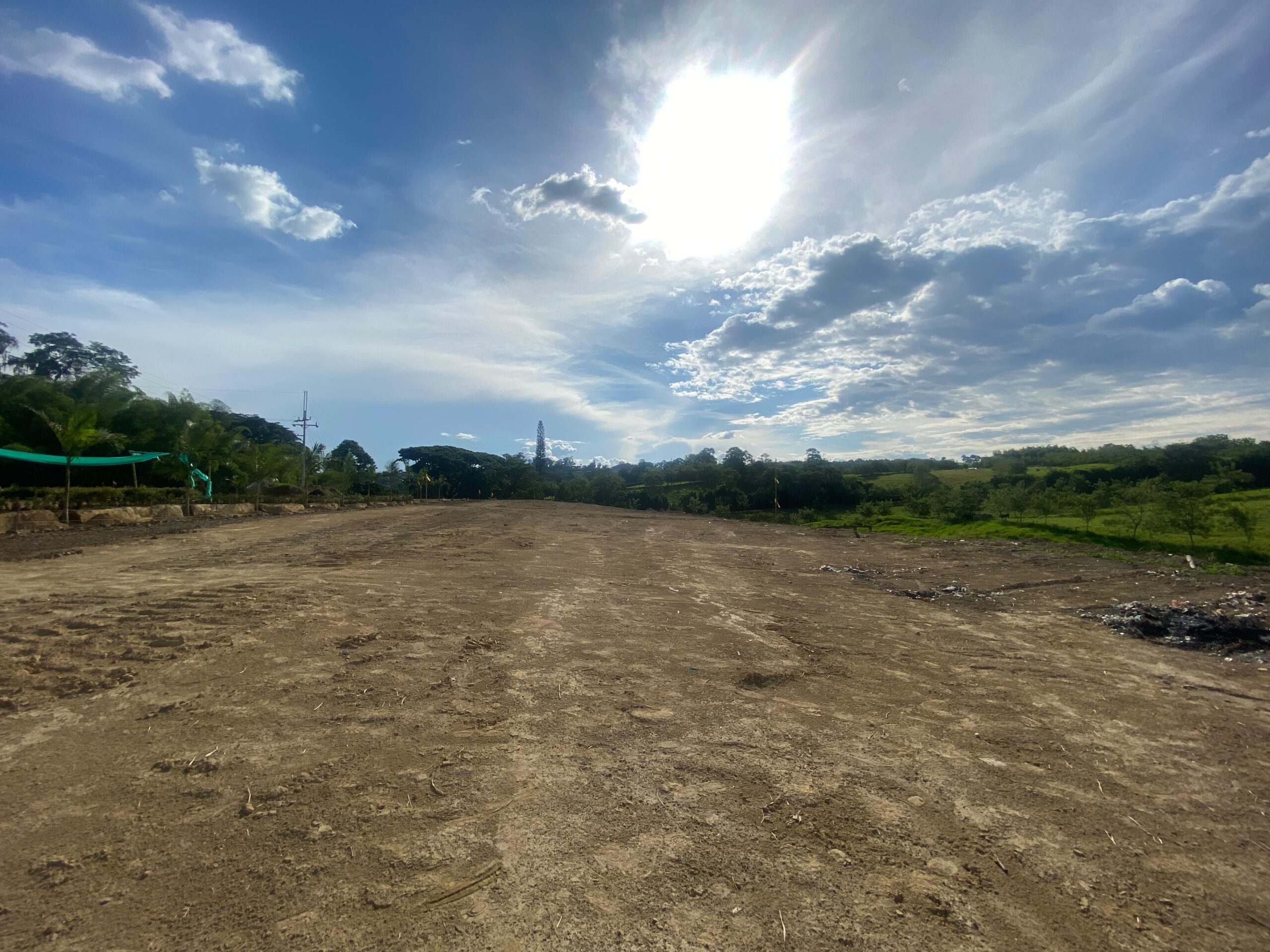 6877120250804105106 Venta de lotes Vía Armenia Montenegro