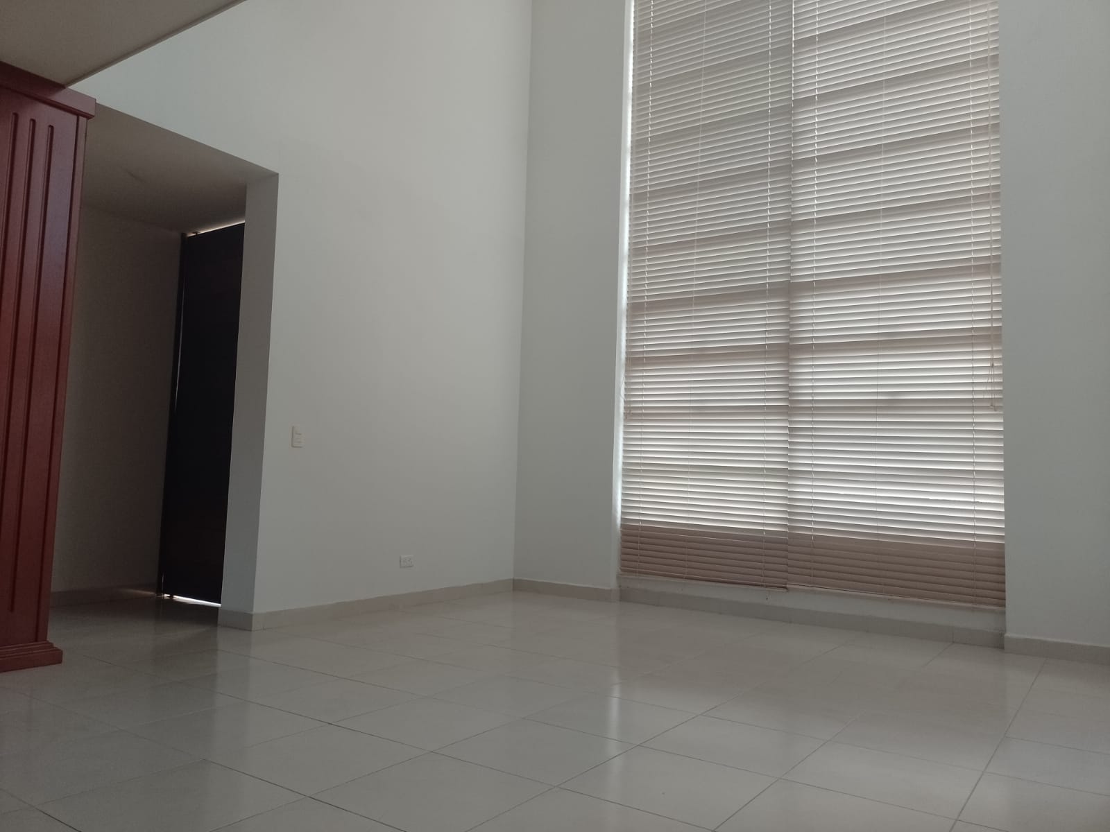 Vendo casa en conjunto cerrado via Armenia La Tebaida
