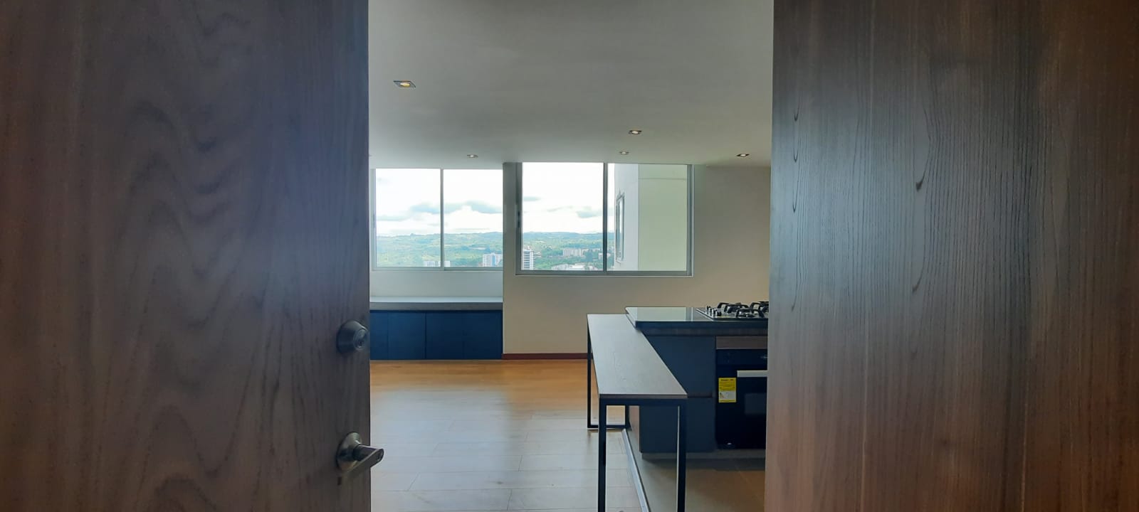 68771320211118105204-1 Vendo Apartaestudio Torre Avenida Bolivar al norte de Armenia Quindio