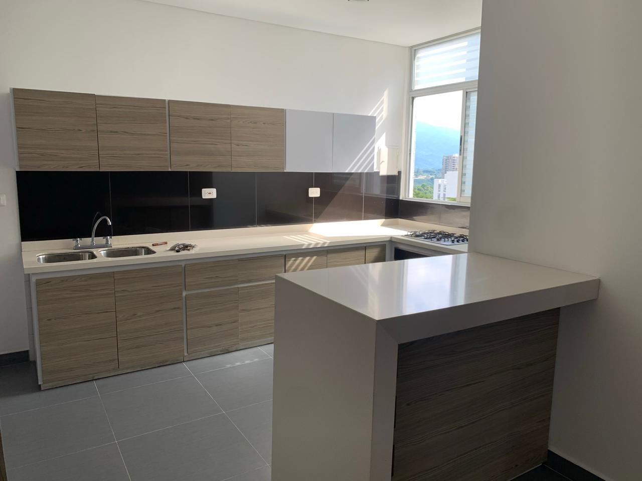 68771320250618050548 Se vende apartamento en La Castellana en Armenia