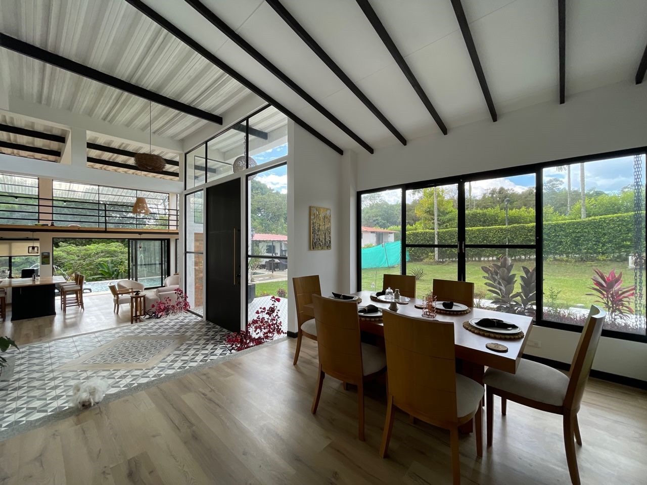 68771420230830084854 Venta casa campestre en conjunto cerrado vía al Caimo Armenia