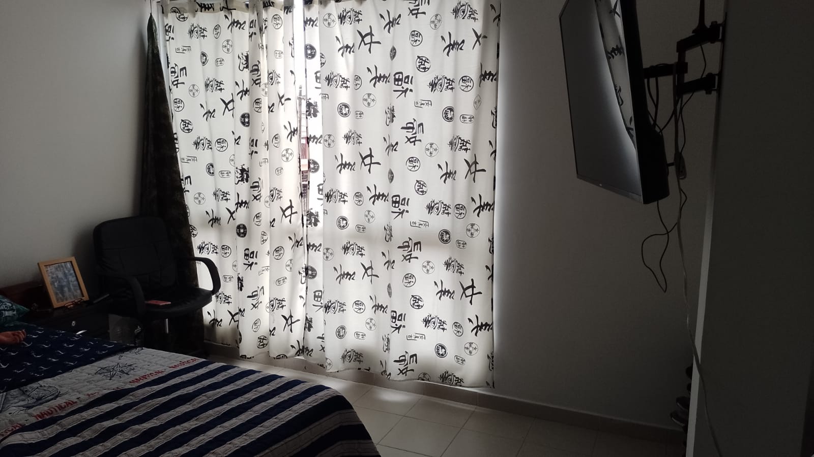 Vendo Casa Esquinera con Cuatro Rentas en el Sector de Puerto Espejo