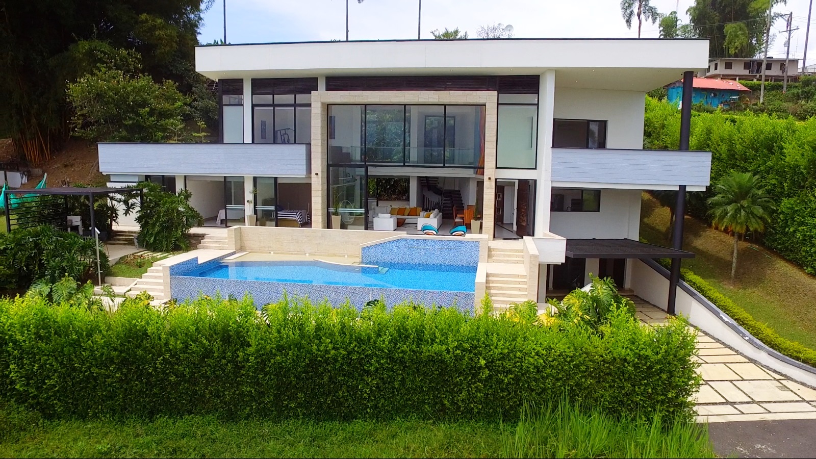 Venta casa campestre vía al Caimo Quindío