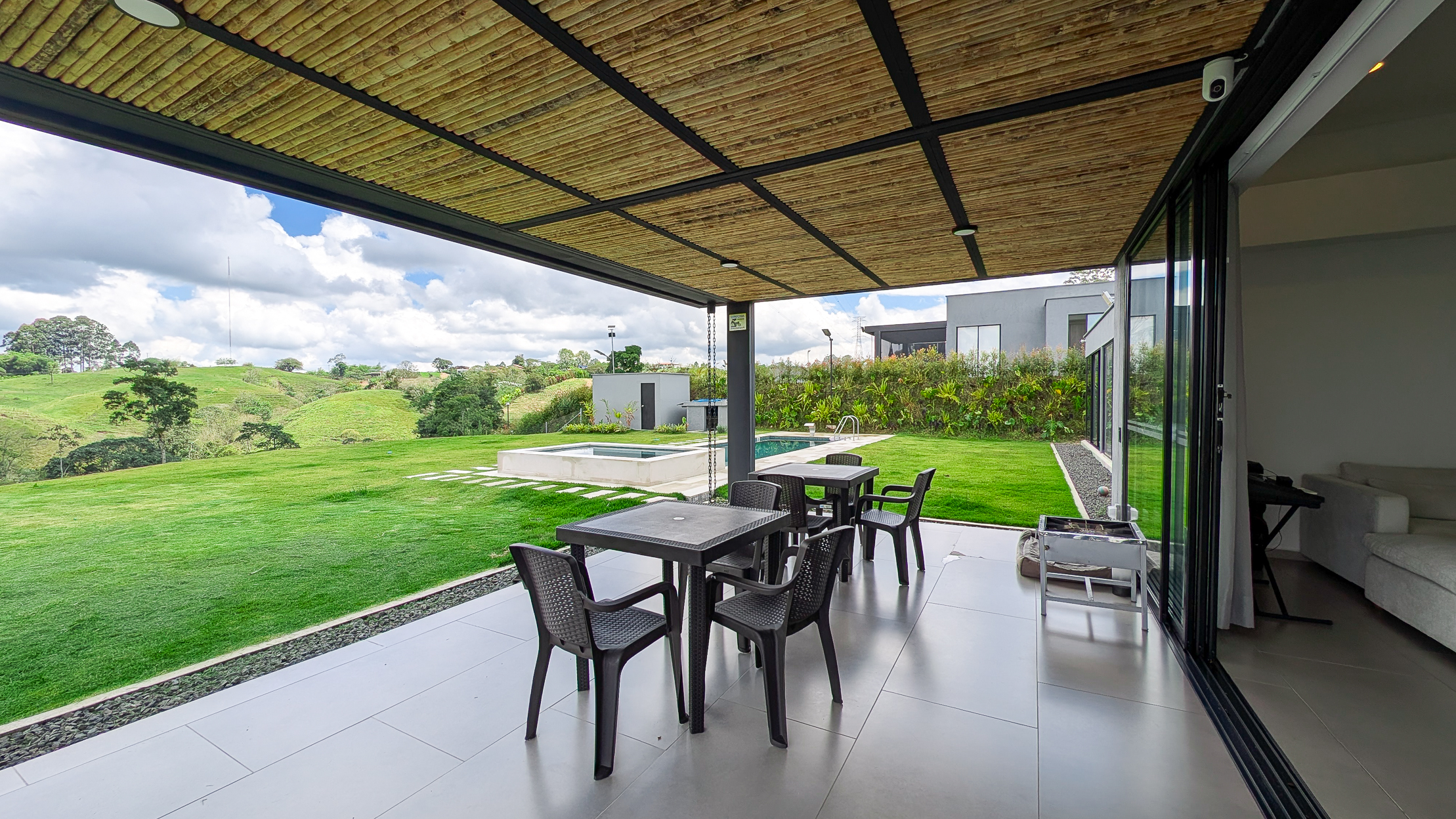 68772020250904030611 Se Vende Casa Campestre vía Circasia