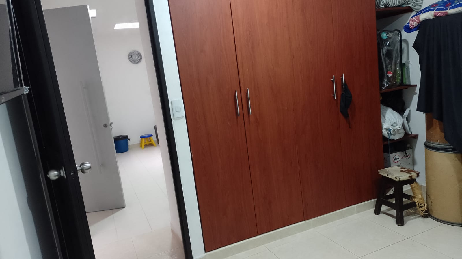 Vendo Casa Esquinera con Cuatro Rentas en el Sector de Puerto Espejo