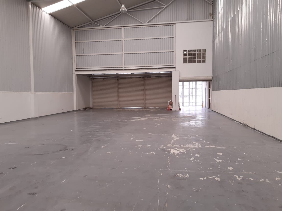 Venta de Bodega 1.000 m2