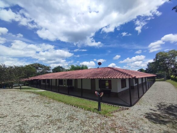 Se Vende Finca Cerca al Parque del Café