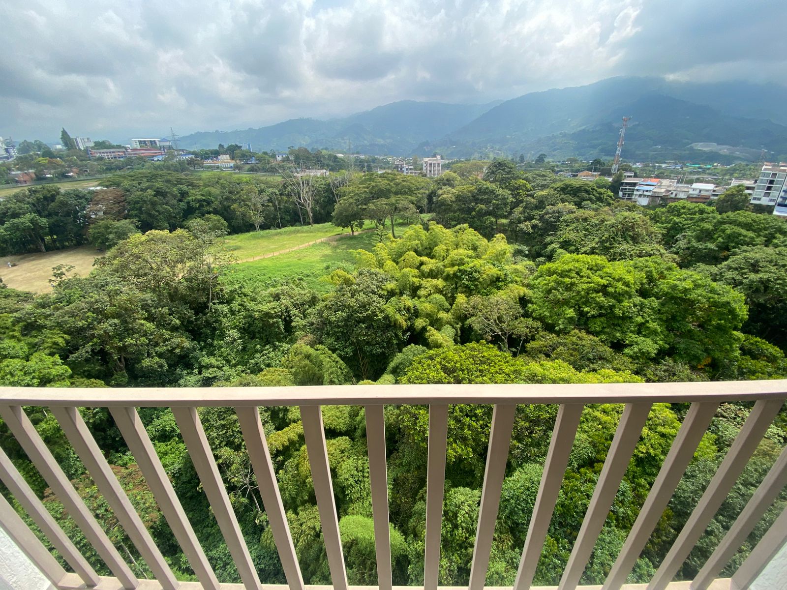 Se Vende Apartamento con Vista en el Norte de Armenia Quindio