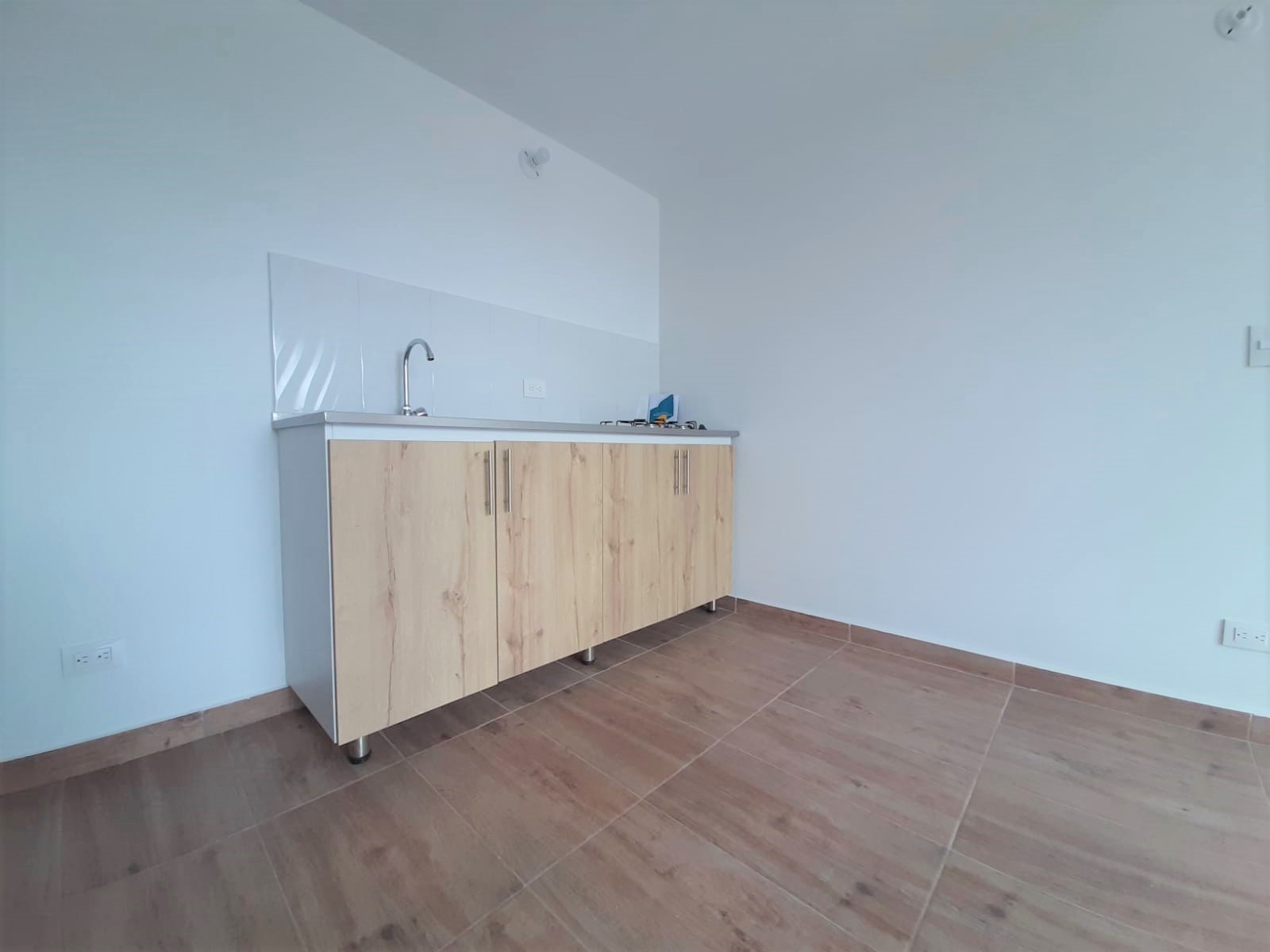 68774620230713121413 Vendo Apartamento en Conjunto Cerrado al Sur en Armenia Quindío