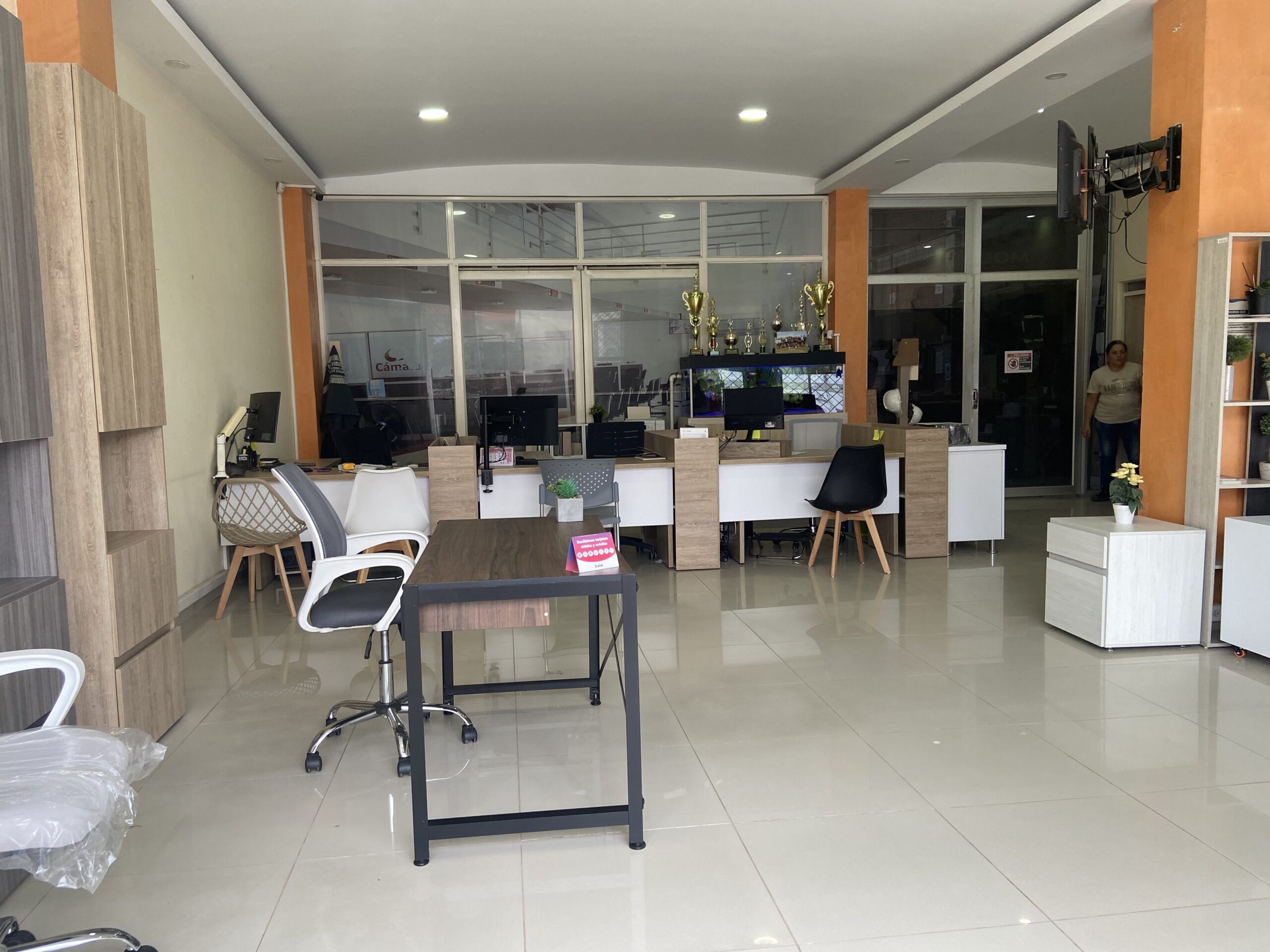 6877620240706105501 Arriendo Gran Bodega en Armenia Quindío