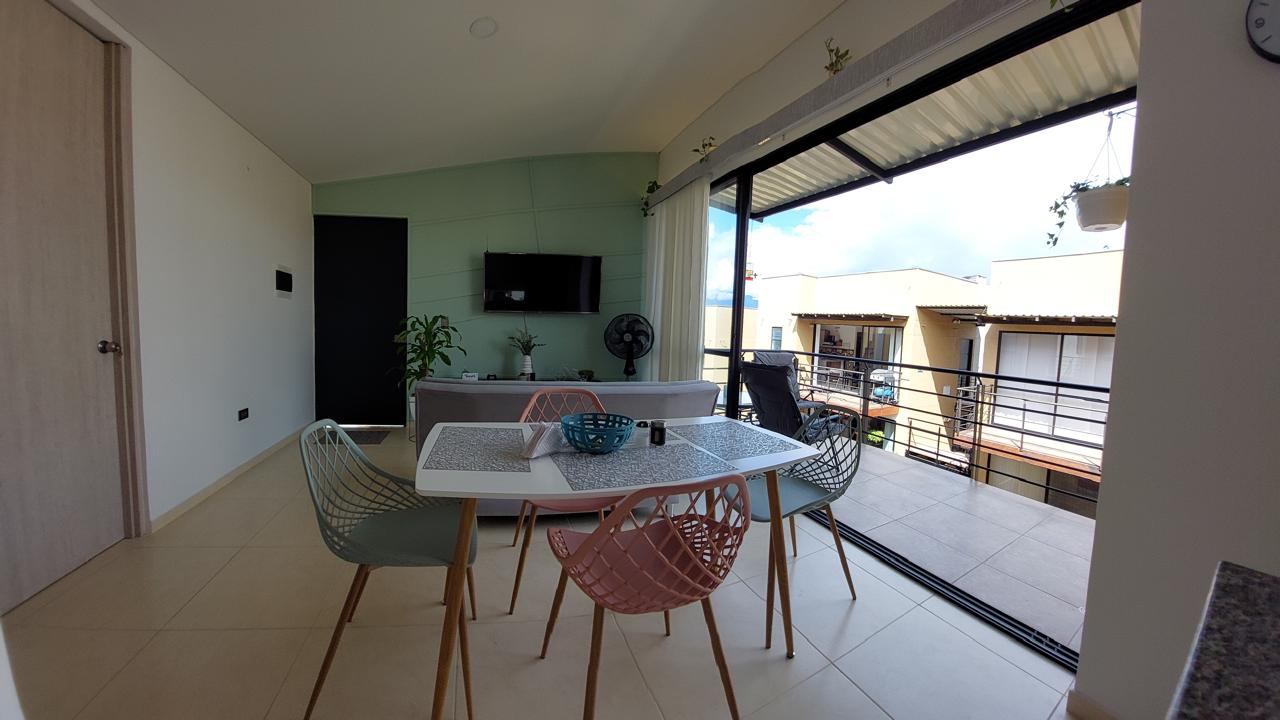 6877620251121104611 Se Vende Apartamento Amoblado Cerca al Club Campestre