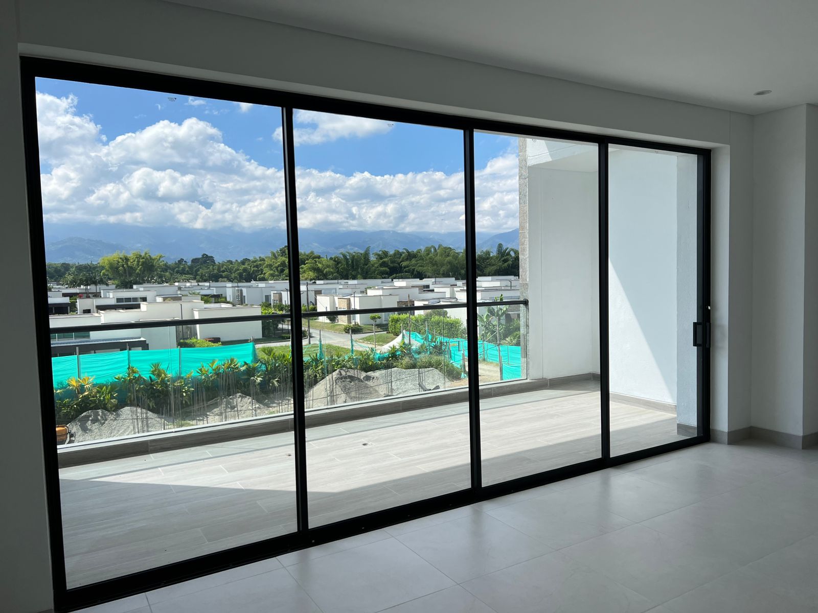 6877720231116101128 Apartamento nuevo en venta en conjunto Campestre vía Tebaida Quindío