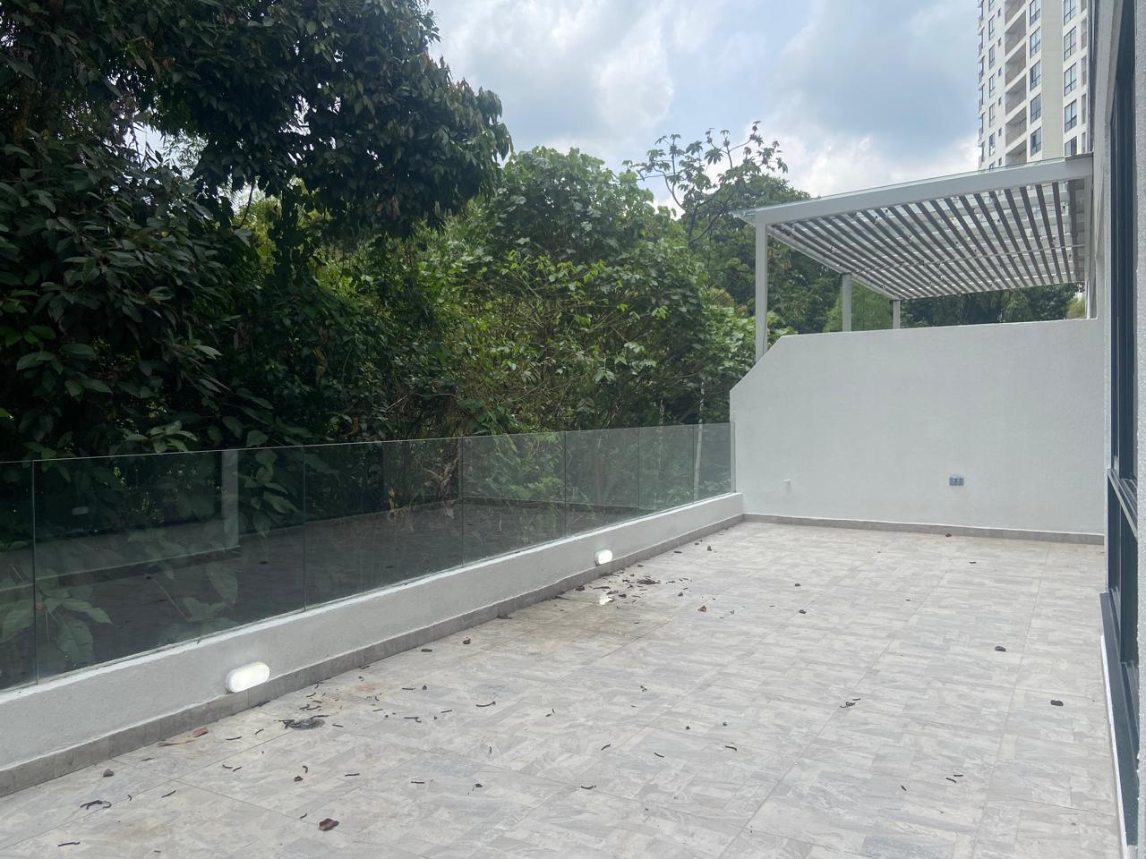 Se Vende Apartamento con Terraza al Norte de Armenia