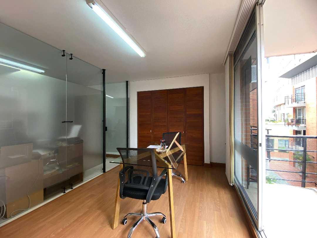se_arrienda_oficina_en_edifici_1778338851-3044_8540 Se Arrienda Oficina en Edificio Bambú en Armenia Quindío