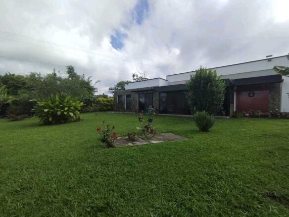 Se Vende Casa Campestre Vía a Circasia – Pereira